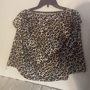 Off the shoulder Shirt